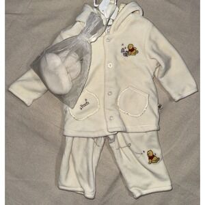 Vintage Classic Disney Store Winnie the Pooh Cream Velour Layette Outfit 3-6 Mo